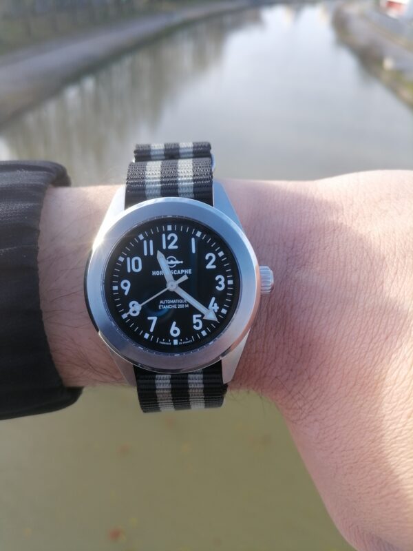 Grey Two-tone Stripes Strap Nato Nylon - Image 2