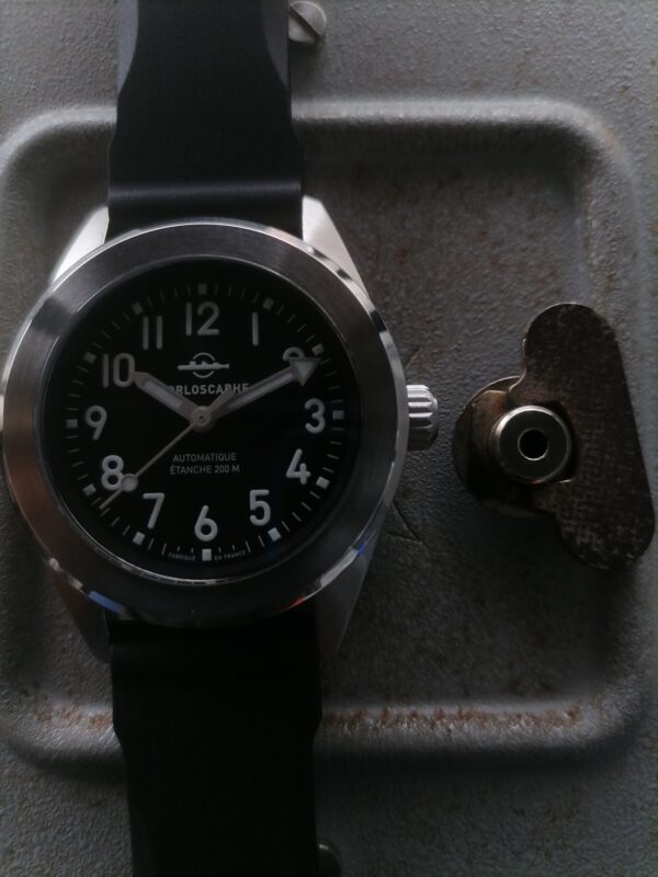 NC002 AUTOMATIC WATCH - Image 4