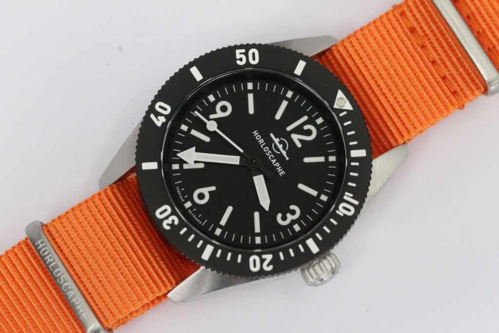 NC001 watch orange